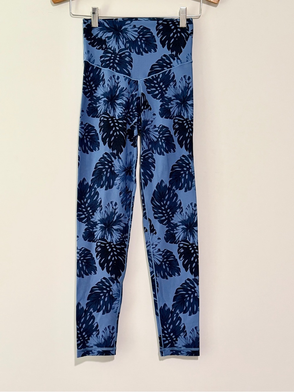 aerie Blue & Black High Waist Floral Print Leggings